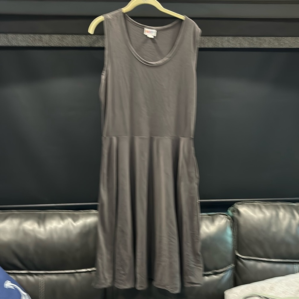 Lularoe sleeveless dress with pockets. Size large. Very good condition